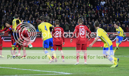 [Image: 2011-8_zps75517673.png]