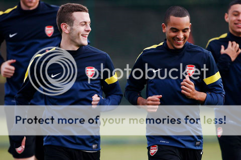 [Image: 3011-12_zps883bf18d.png]