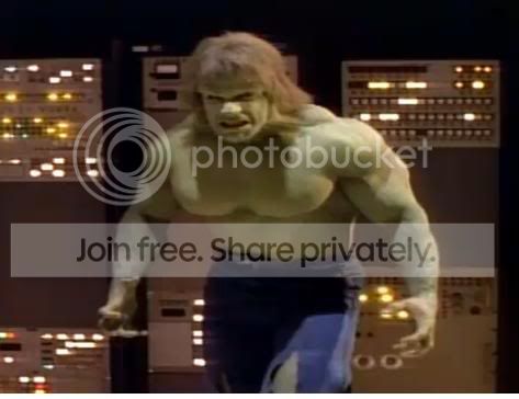 Lou Ferrigno HULK - Statue Forum