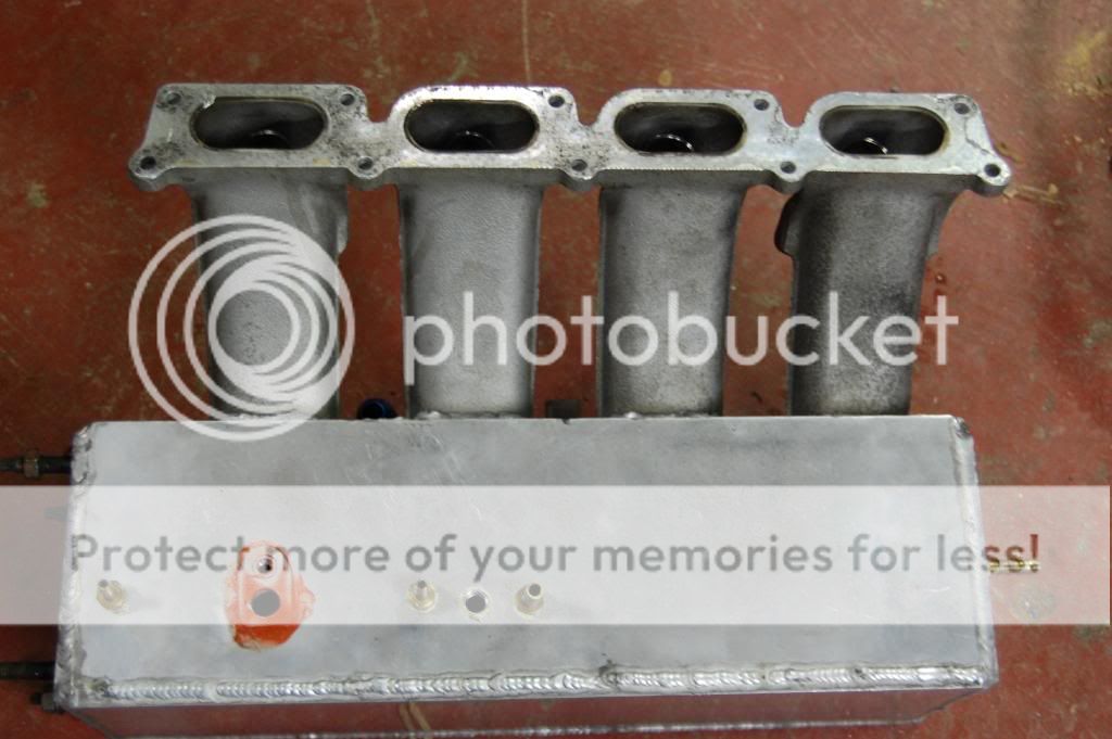 Big plenum intake manifold.(500) VW Vortex Volkswagen Forum